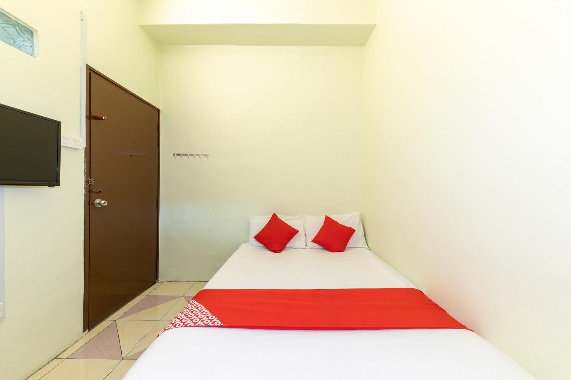 Super Oyo 432 My 7Days Inn Джохор Бахру Екстериор снимка