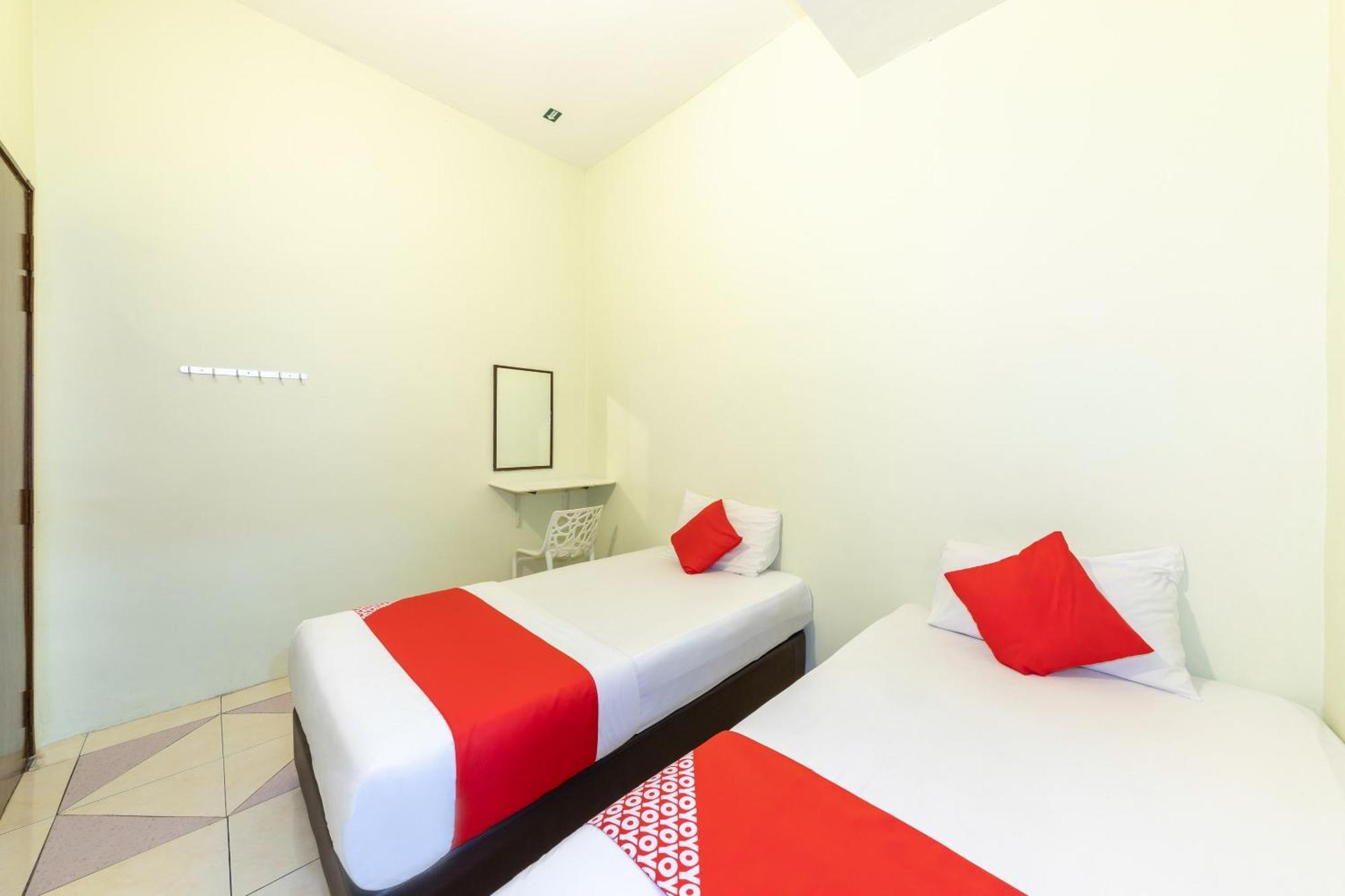 Super Oyo 432 My 7Days Inn Джохор Бахру Екстериор снимка