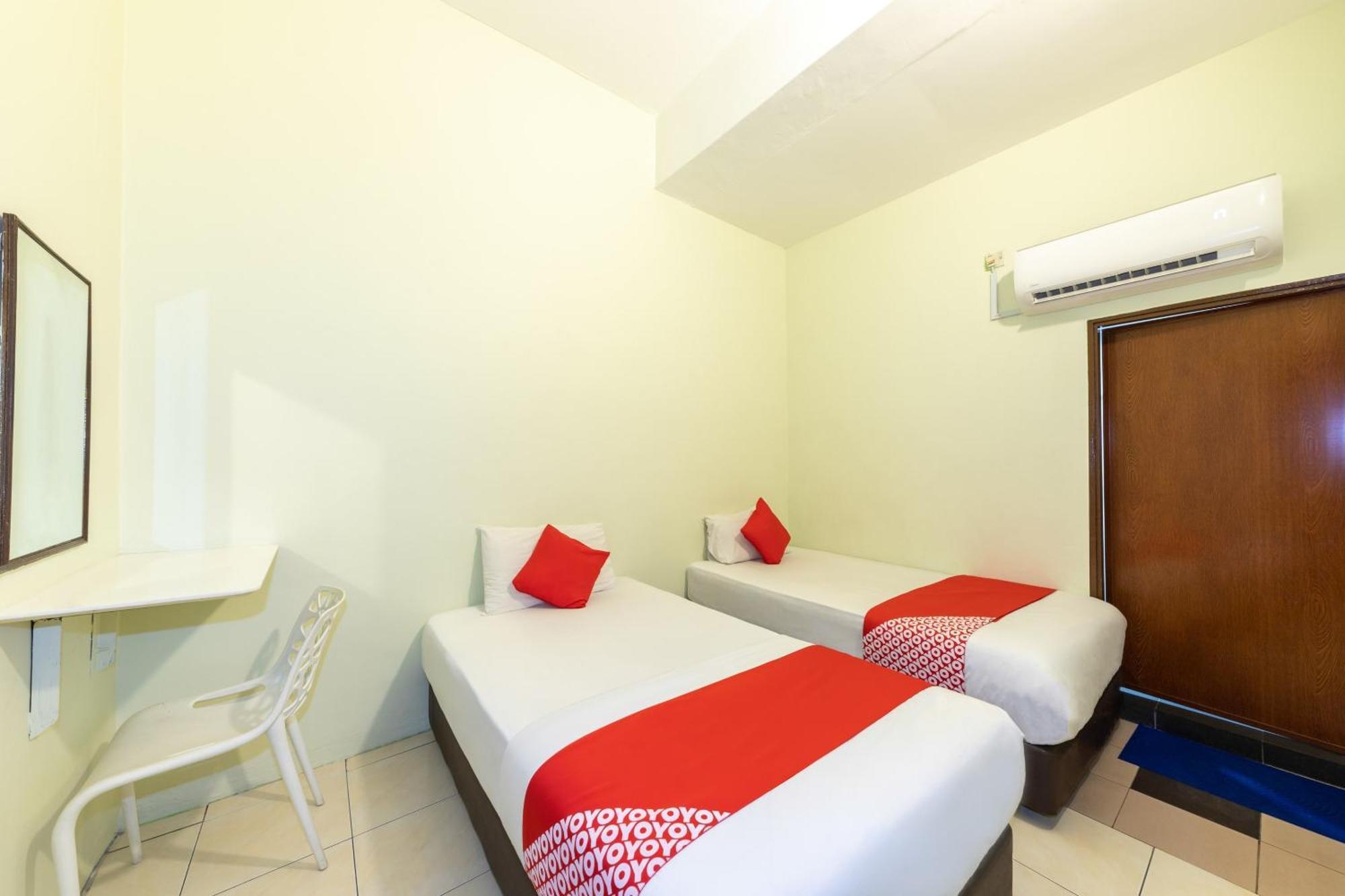 Super Oyo 432 My 7Days Inn Джохор Бахру Екстериор снимка