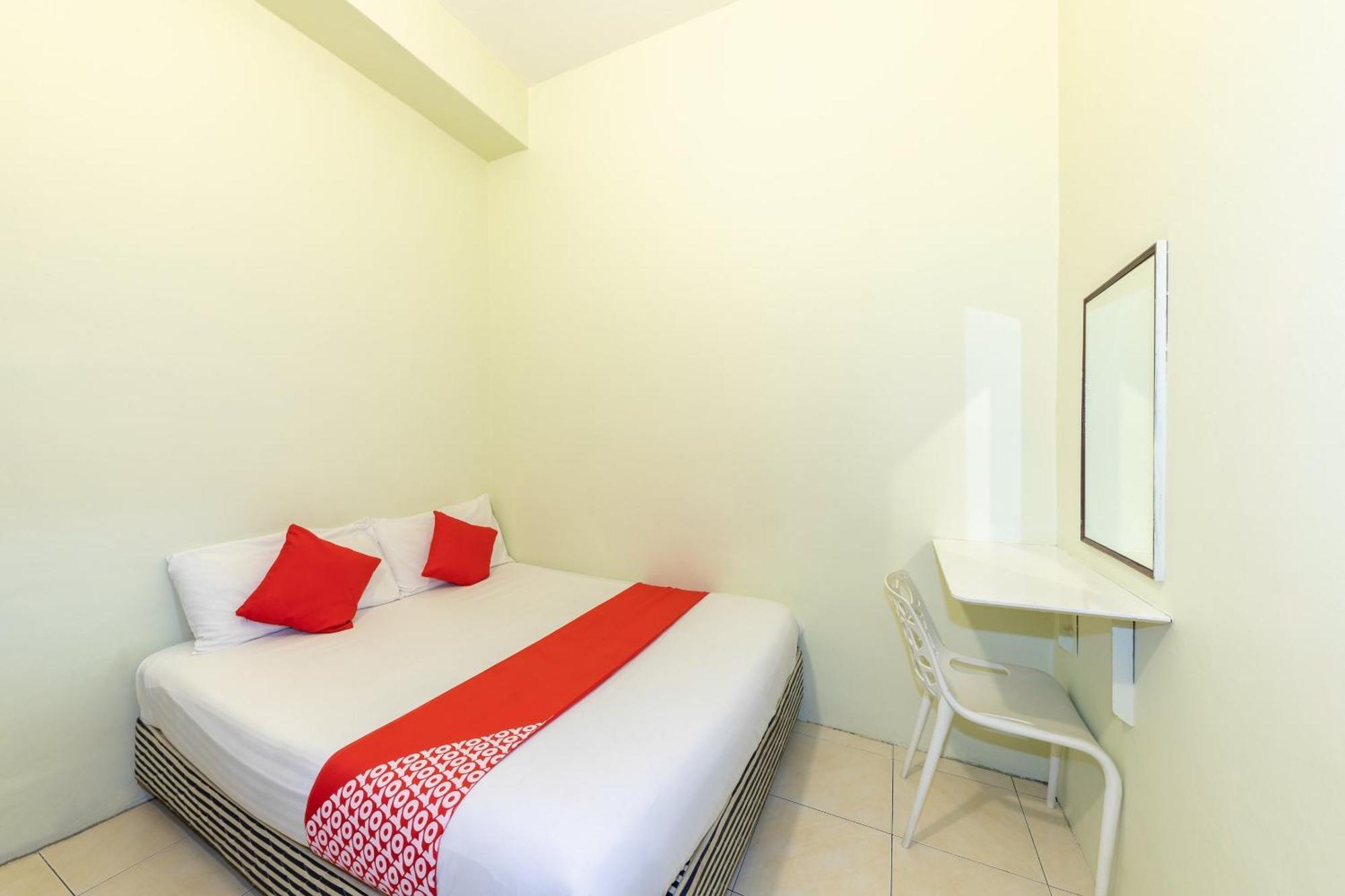 Super Oyo 432 My 7Days Inn Джохор Бахру Екстериор снимка