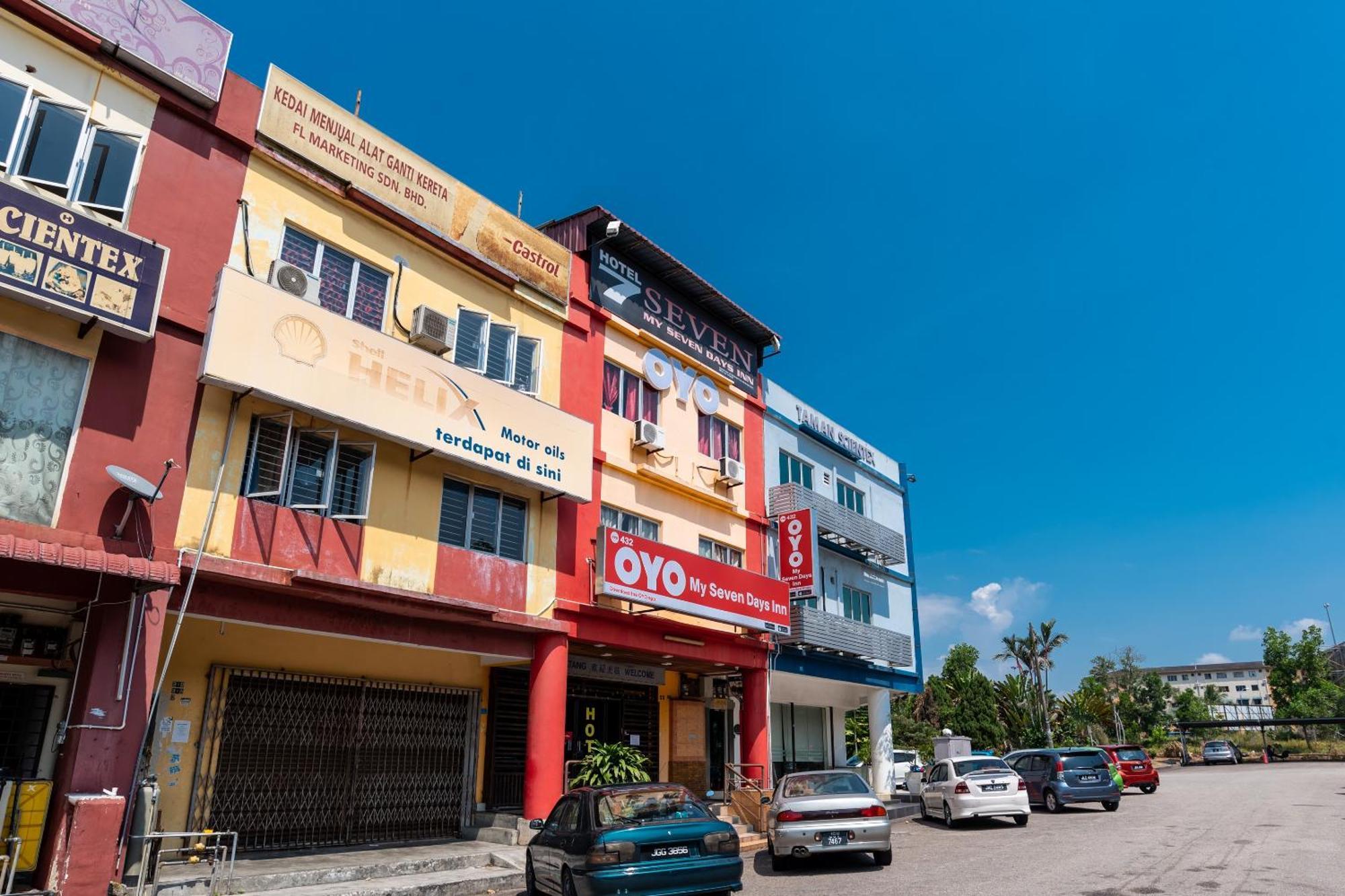 Super Oyo 432 My 7Days Inn Джохор Бахру Екстериор снимка