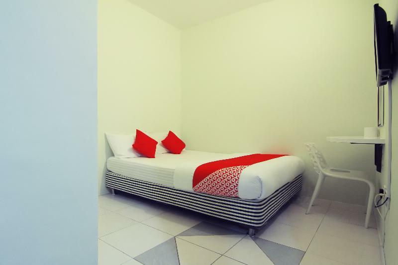 Super Oyo 432 My 7Days Inn Джохор Бахру Екстериор снимка