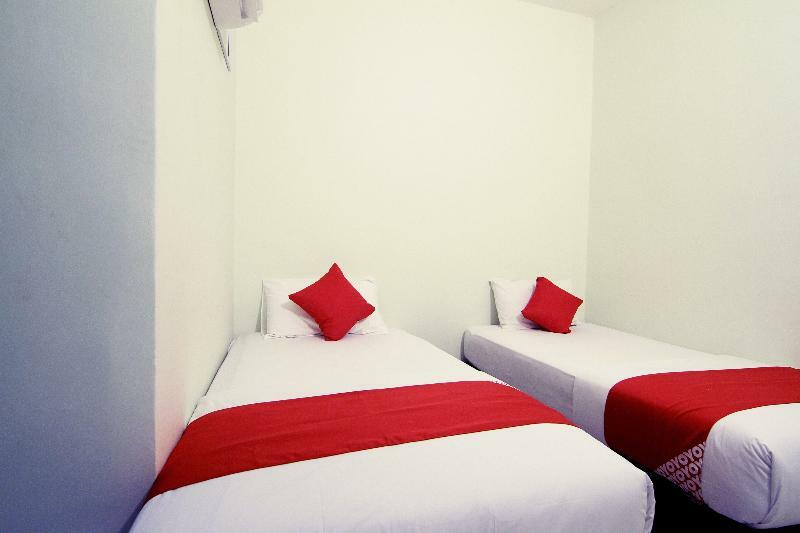 Super Oyo 432 My 7Days Inn Джохор Бахру Екстериор снимка